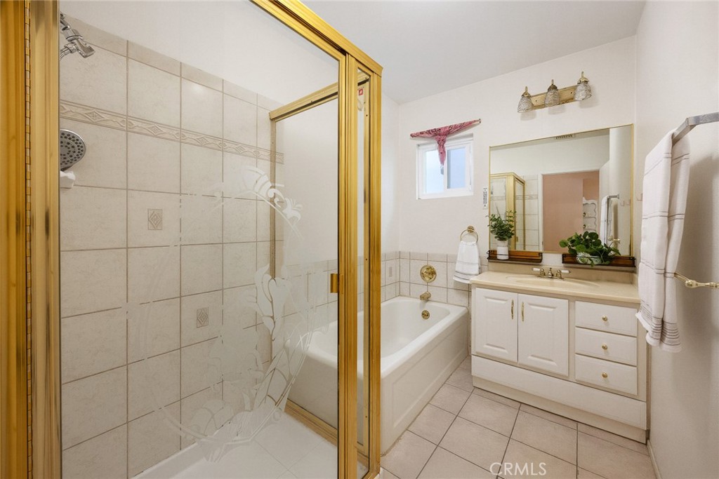 1300 South Date Avenue Property Photo 19