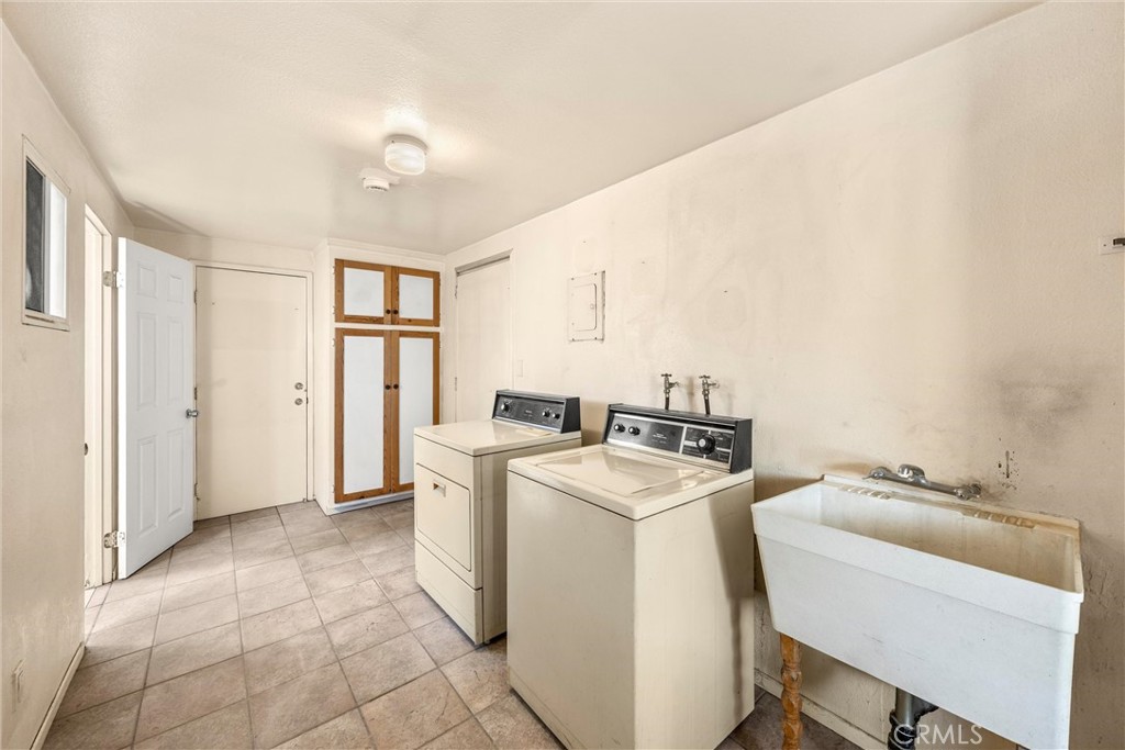 8432 Norwood Place Property Photo 30