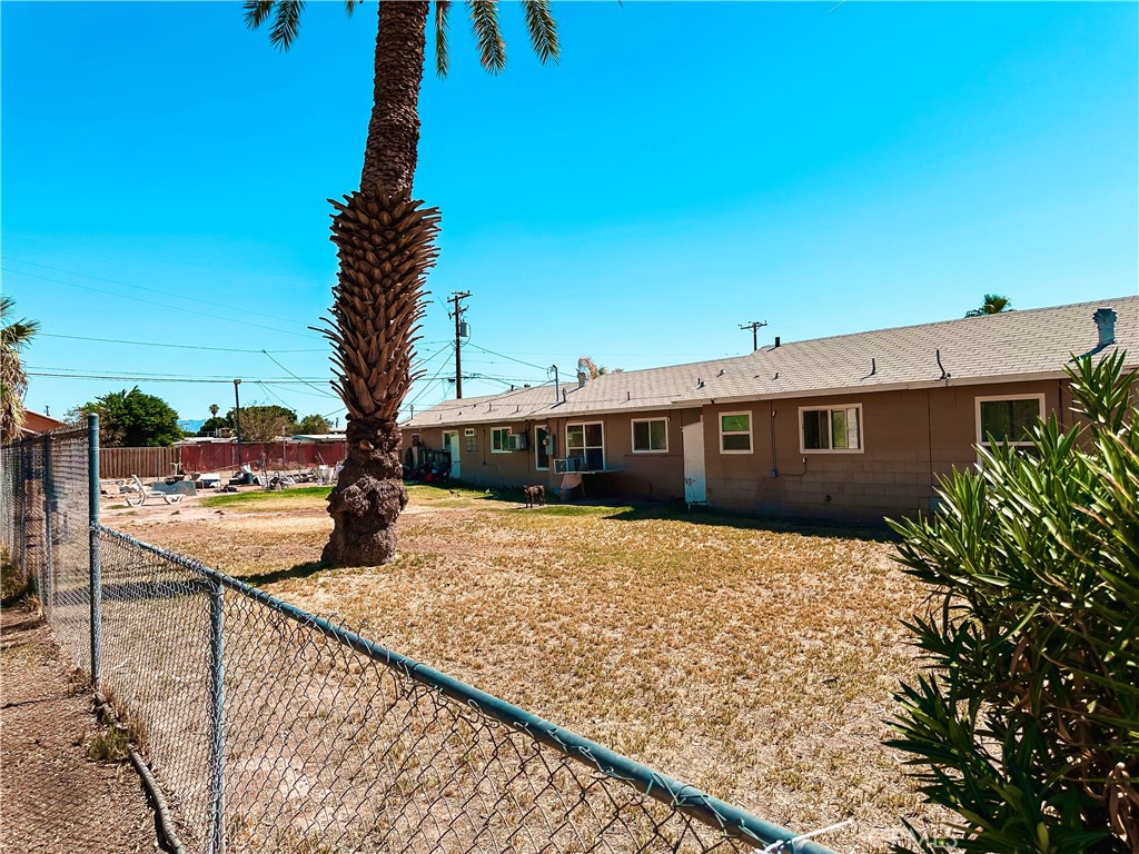 308 S Spring Street Property Photo 1