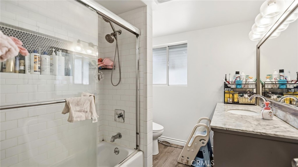 10220 Randwick Drive Property Photo 13