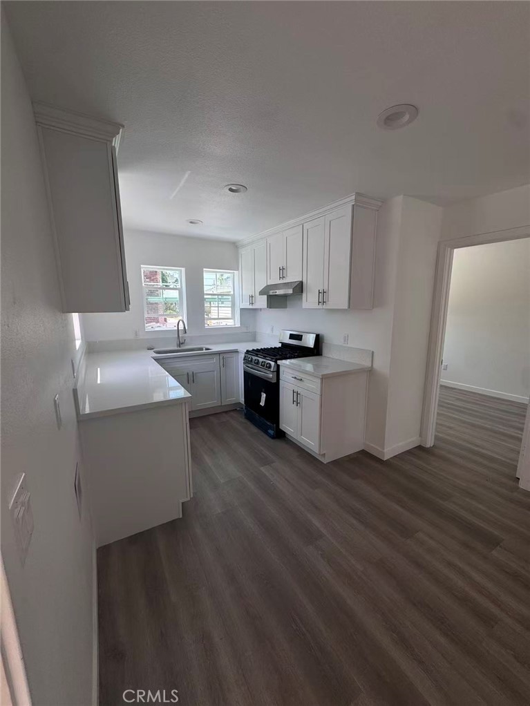10220 Randwick Drive Property Photo 16