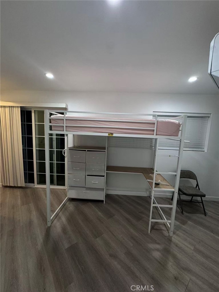 10220 Randwick Drive Property Photo 18