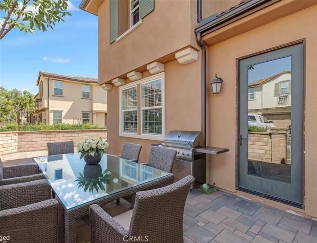 3071 E Via Rosso Property Photo 3