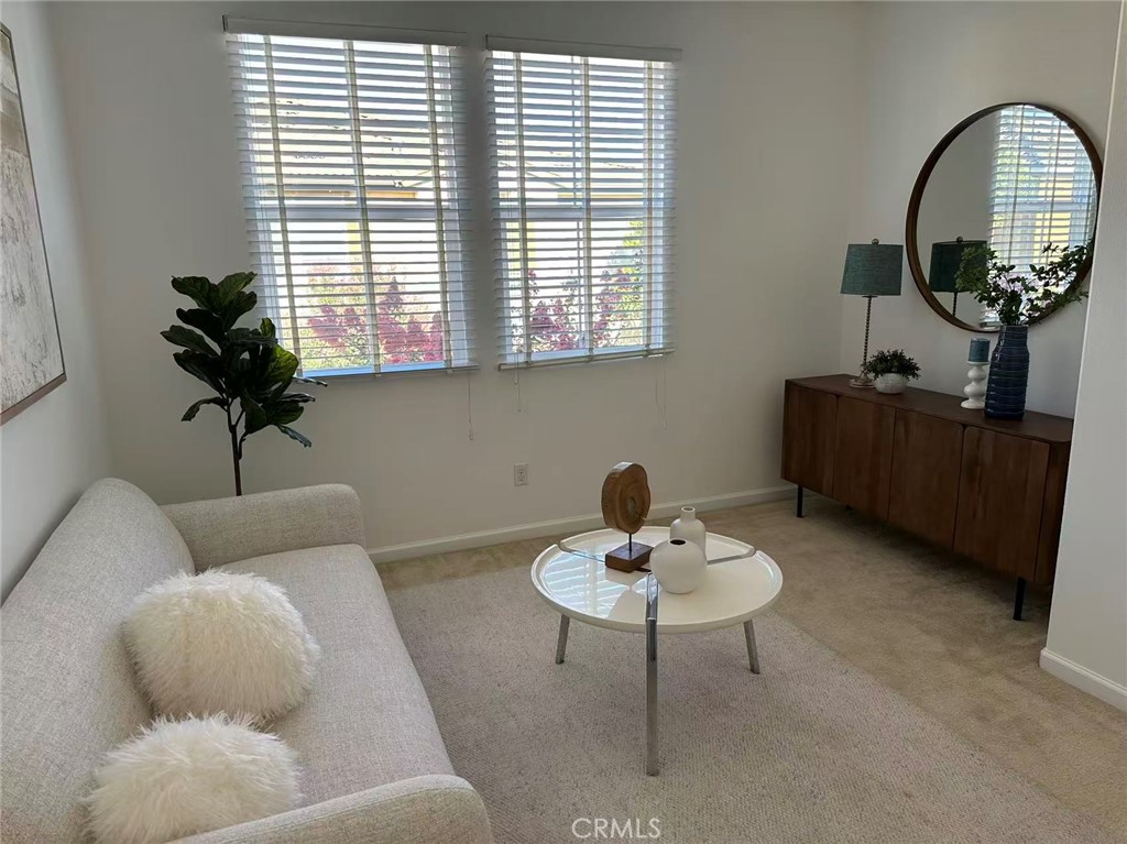 3071 E Via Rosso Property Photo 4
