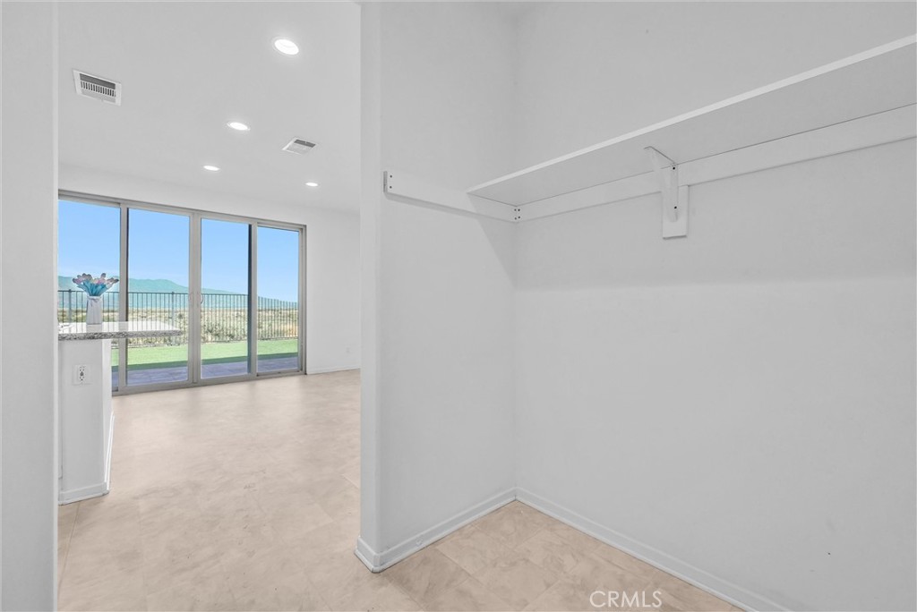 29109 Sunforest Property Photo 13