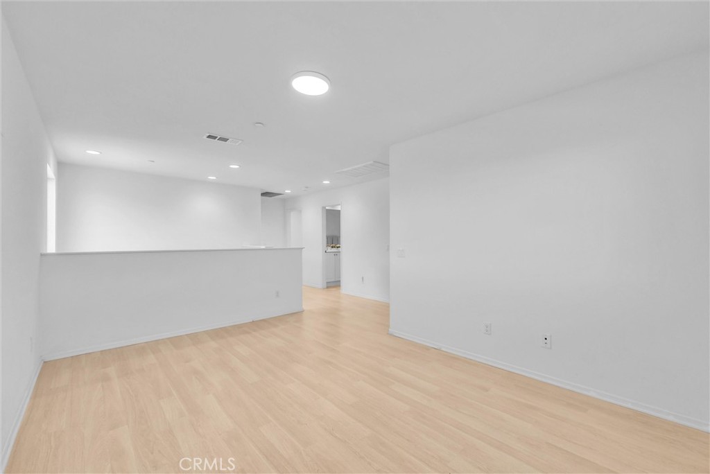 29109 Sunforest Property Photo 17
