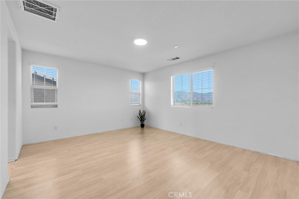 29109 Sunforest Property Photo 20