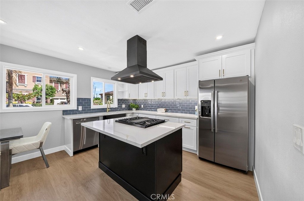 21117 Normandie Property Photo 1