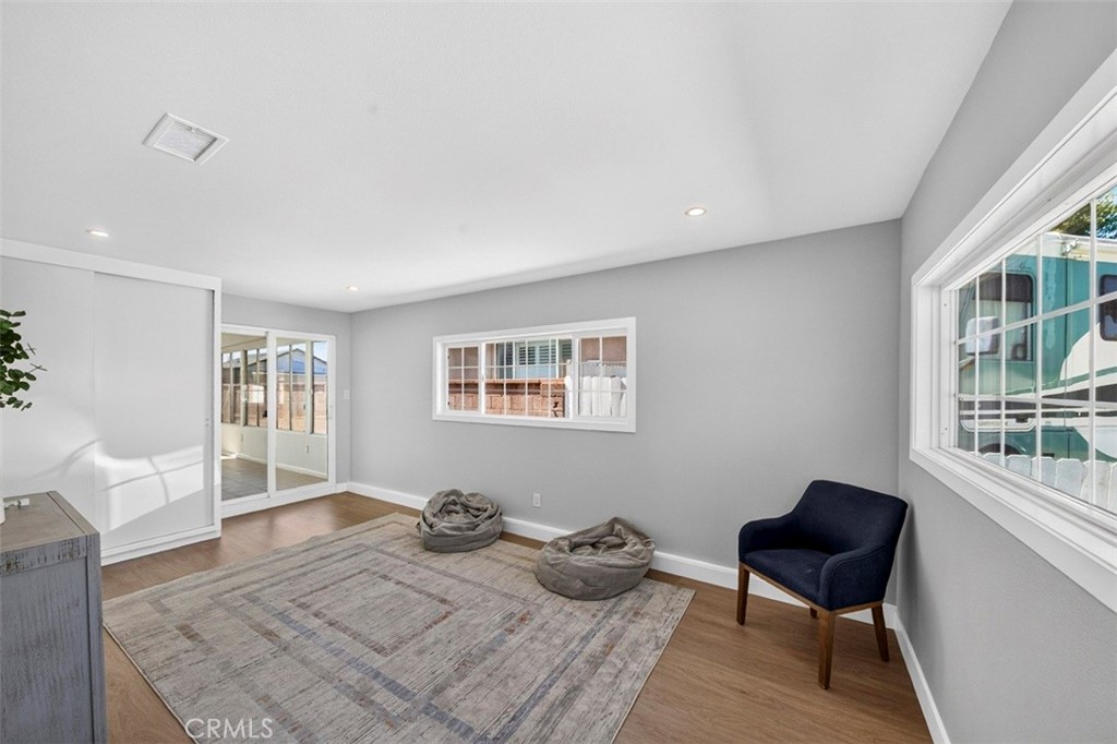 21117 Normandie Property Photo 17