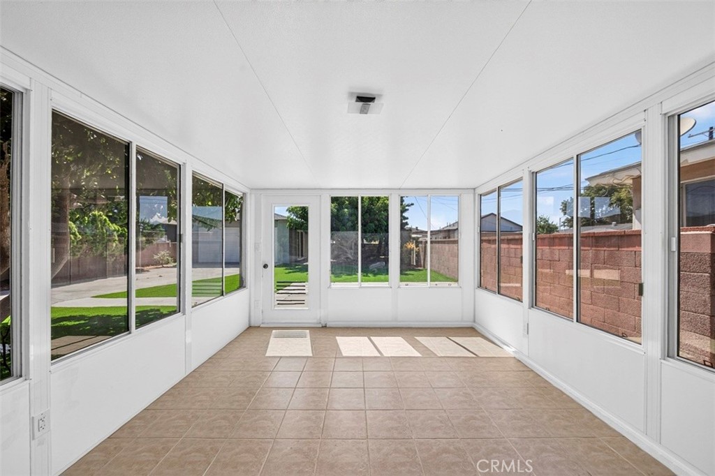 21117 Normandie Property Photo 19