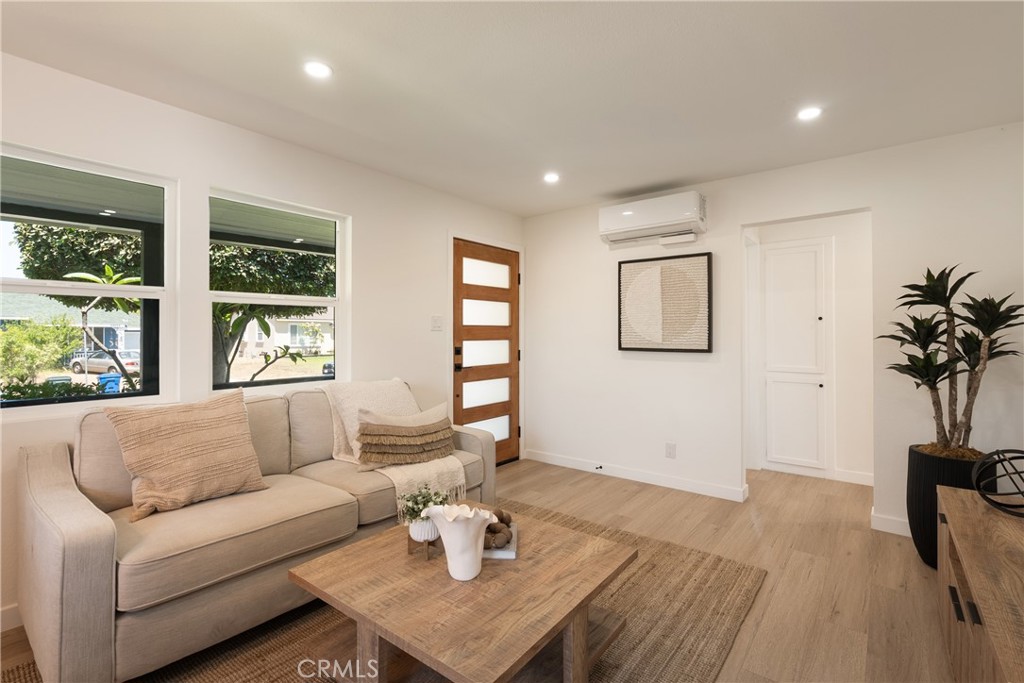 11428 Leland Property Photo 8
