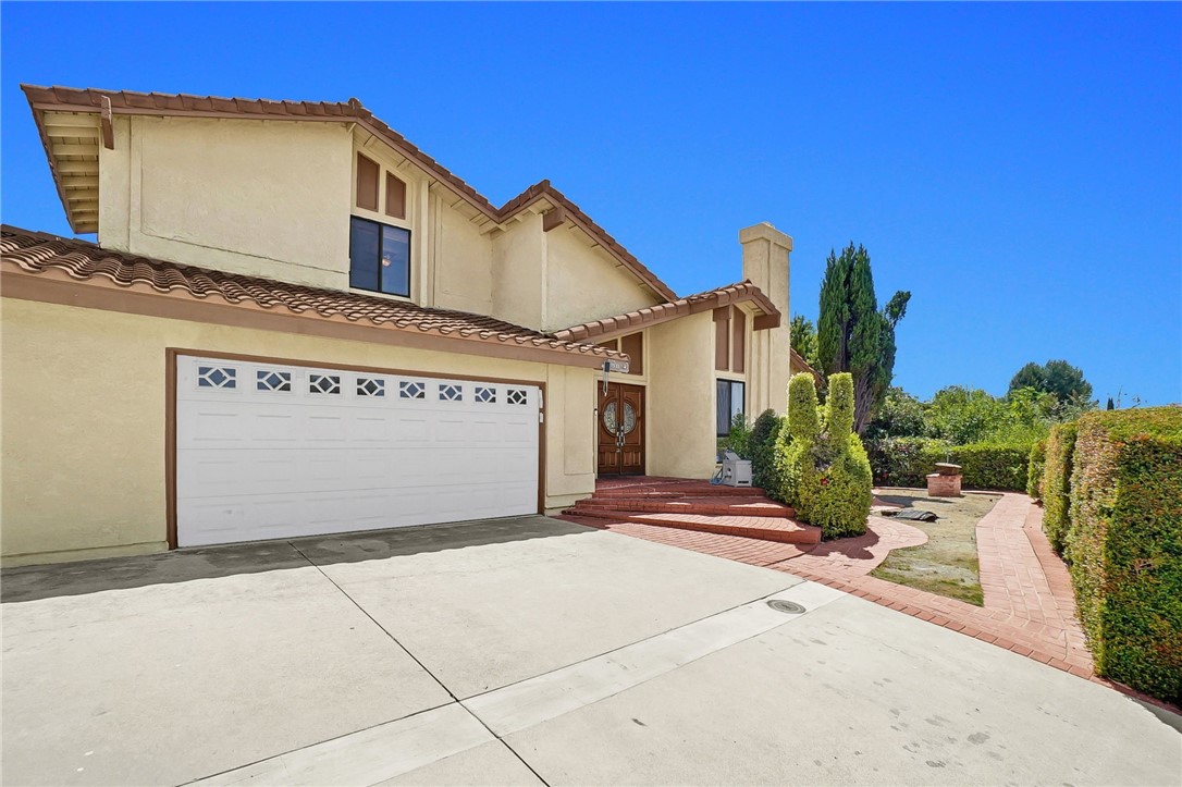 17532 Orlon Drive Property Photo 2