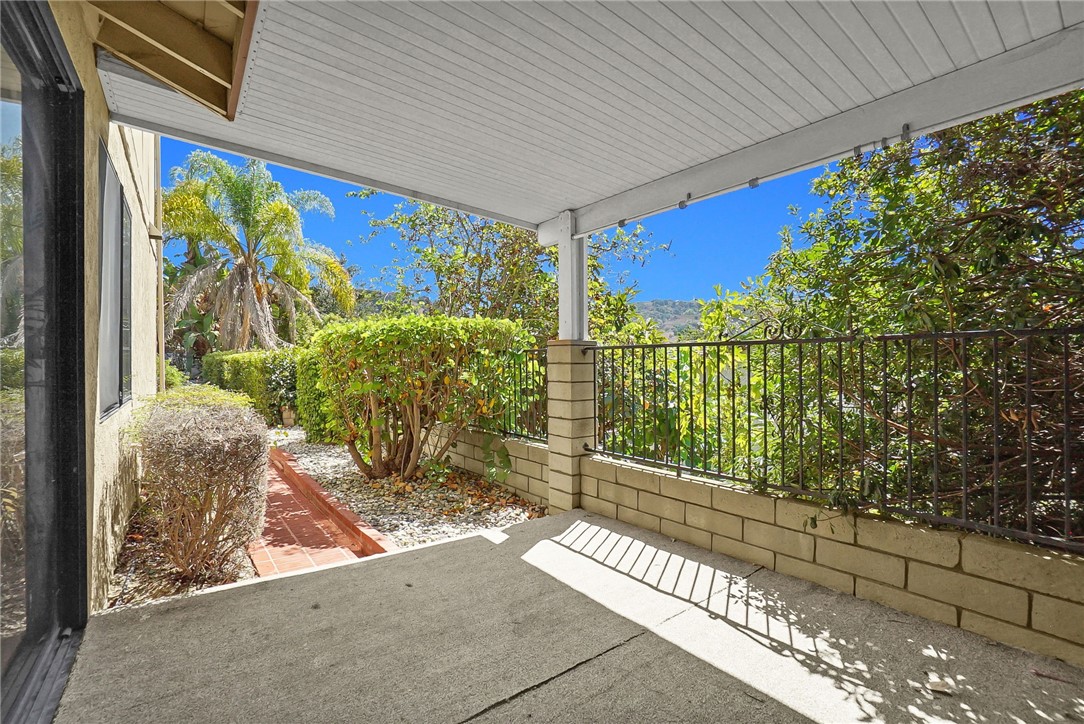 17532 Orlon Drive Property Photo 6