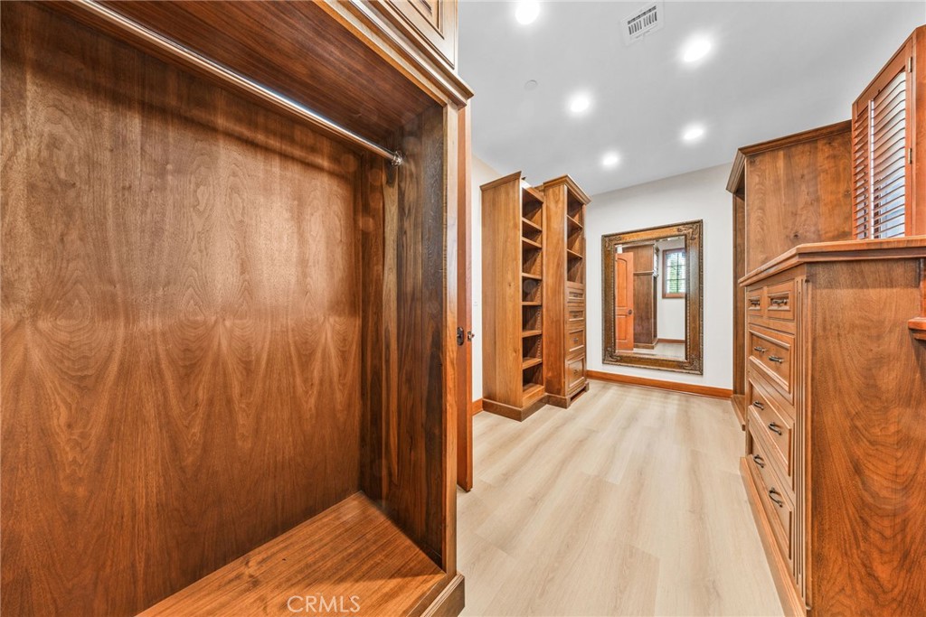 407 N Magnolia Property Photo 46