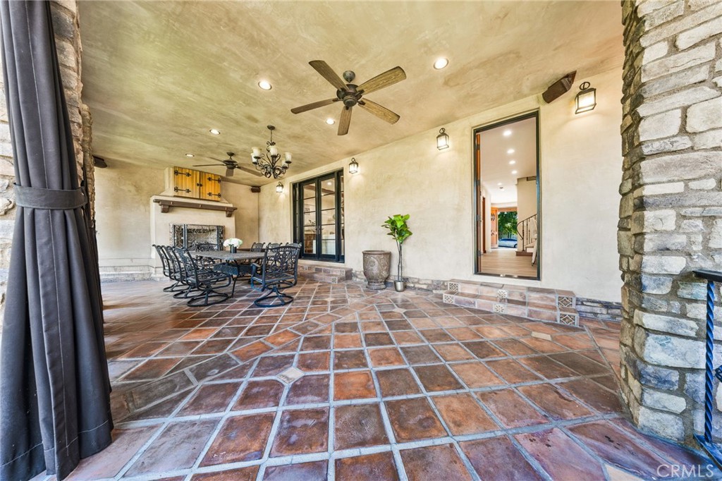 407 N Magnolia Property Photo 52