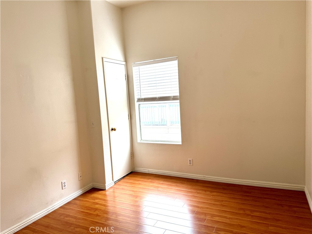 312 Genoa C Property Photo 13