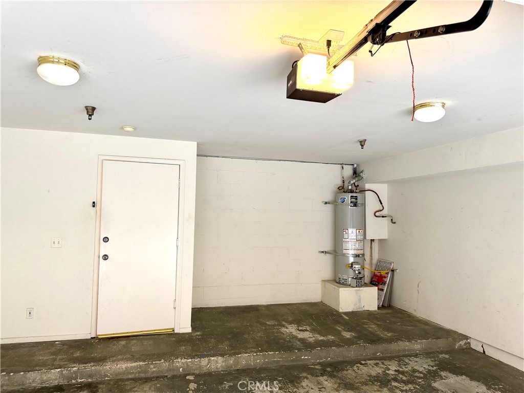 312 Genoa C Property Photo 20