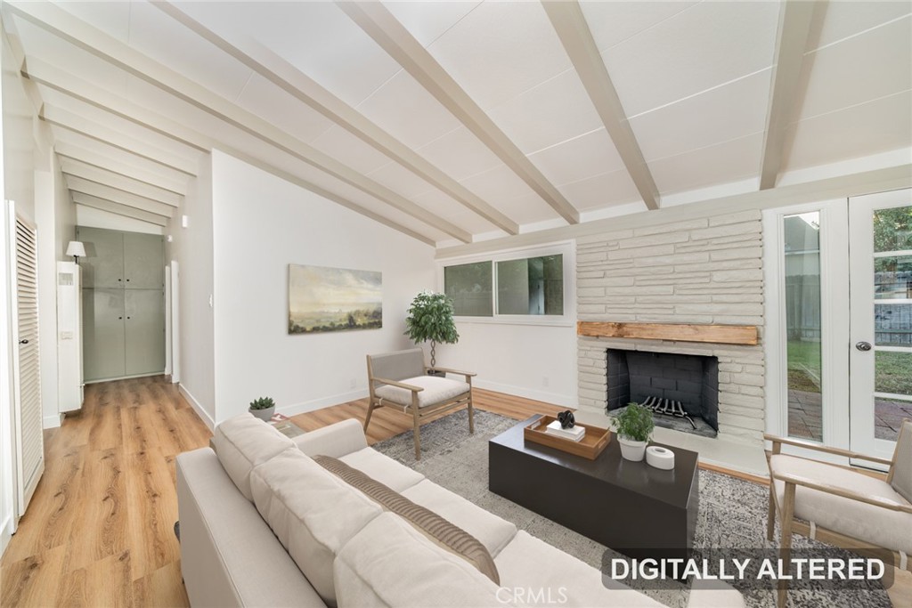 2327 W Sherway Street Property Photo 4