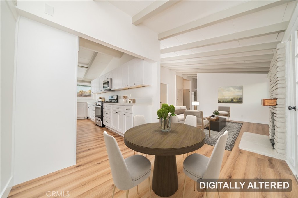 2327 W Sherway Street Property Photo 9