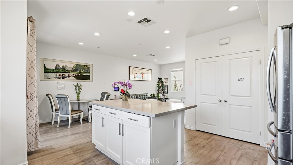 3383 Lynd Property Photo 10