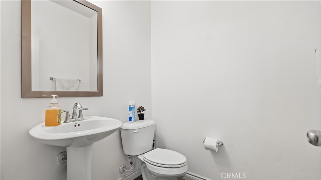 3383 Lynd Property Photo 17