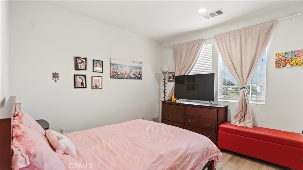 3383 Lynd Property Photo 22