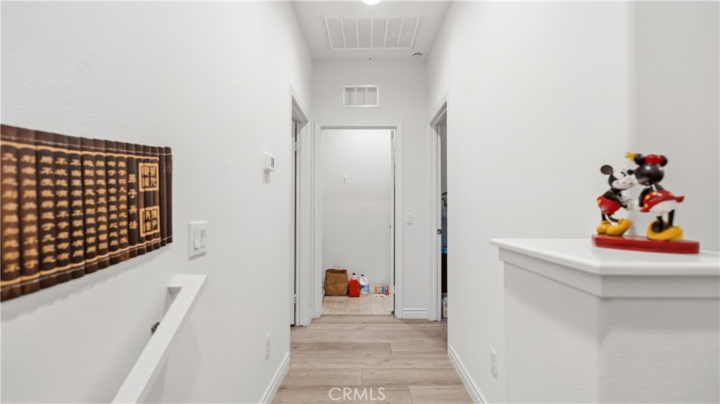 3383 Lynd Property Photo 24