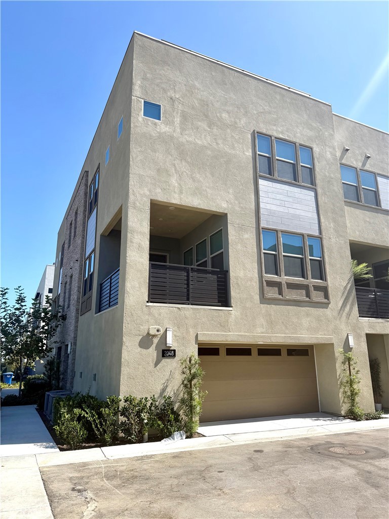 2048 Hollyleaf Property Photo 1