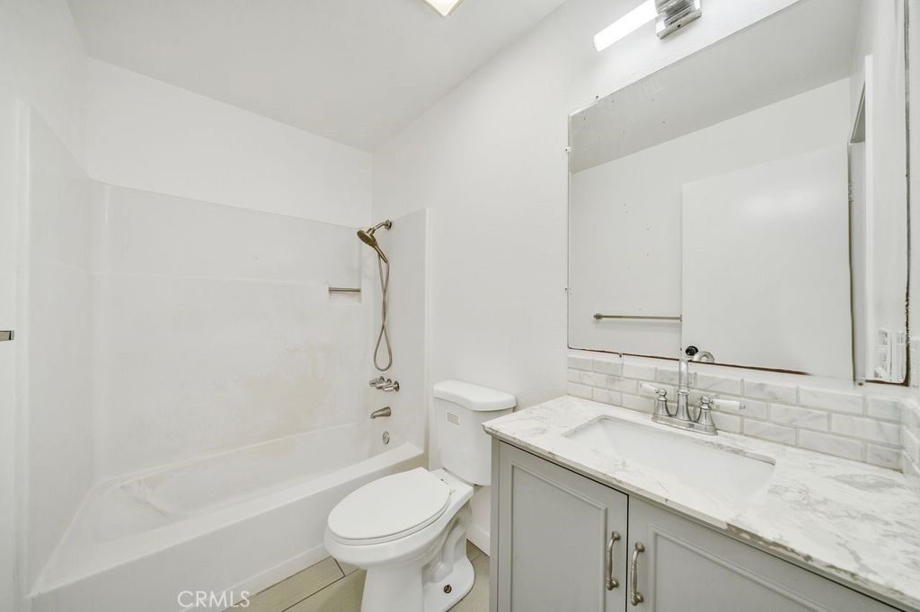 13492 Ramona Property Photo 11