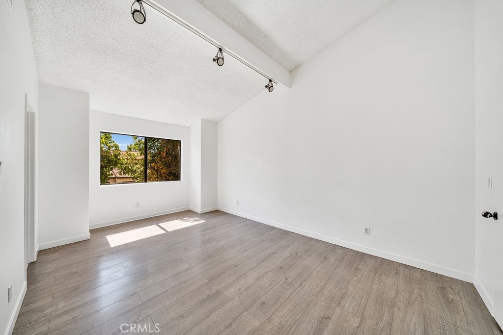 13492 Ramona Property Photo 13