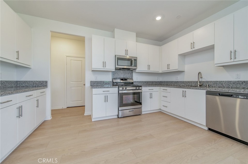 17835 Mckenzie Court Property Photo 7