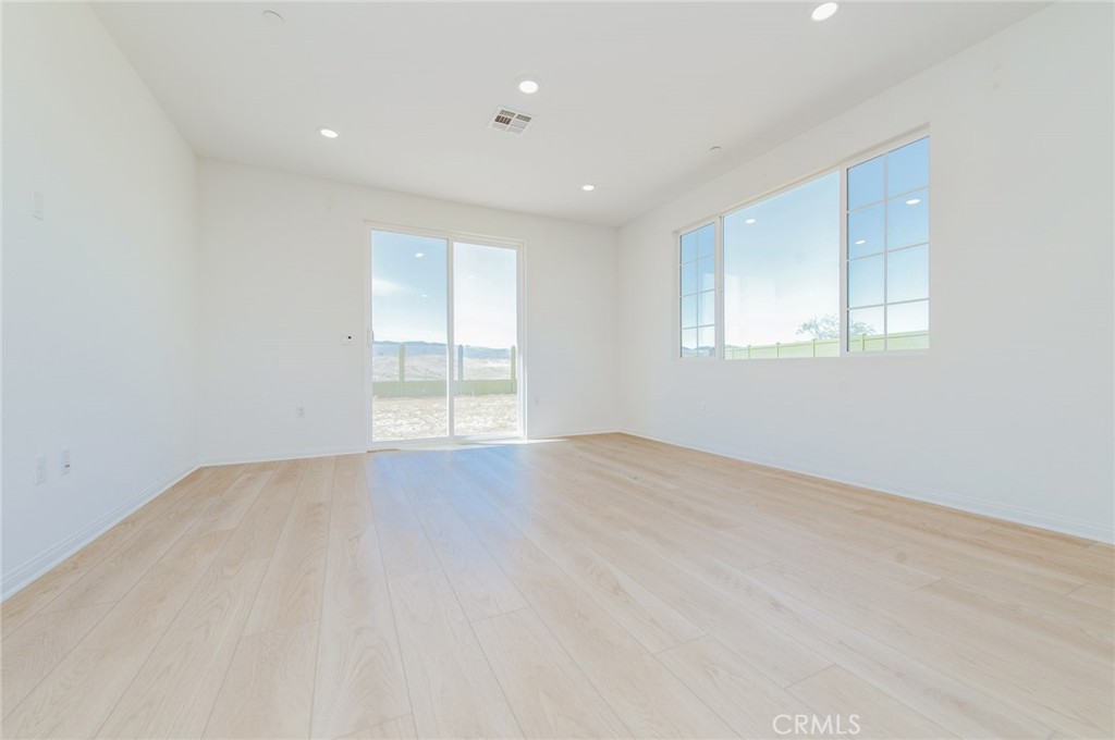 17835 Mckenzie Court Property Photo 10