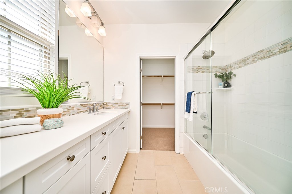 121 Baritone Property Photo 8
