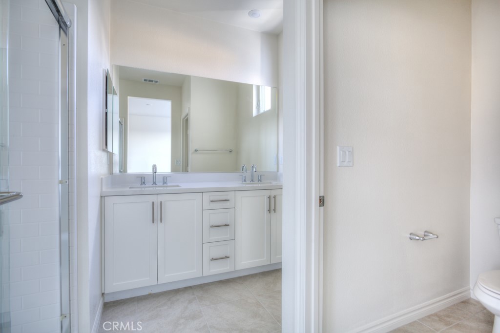 11454 Artesia Property Photo 25