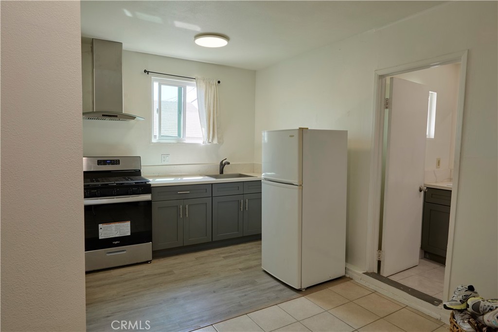 170 E Floral Drive Property Photo 4