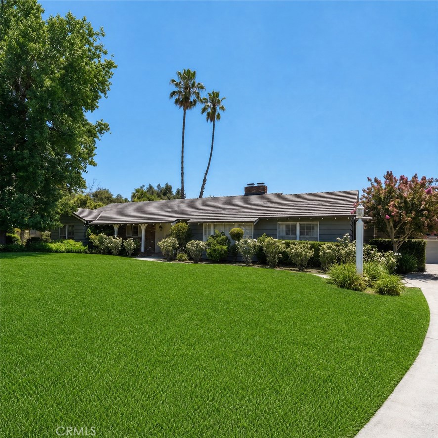 436 Stanford Property Photo 2