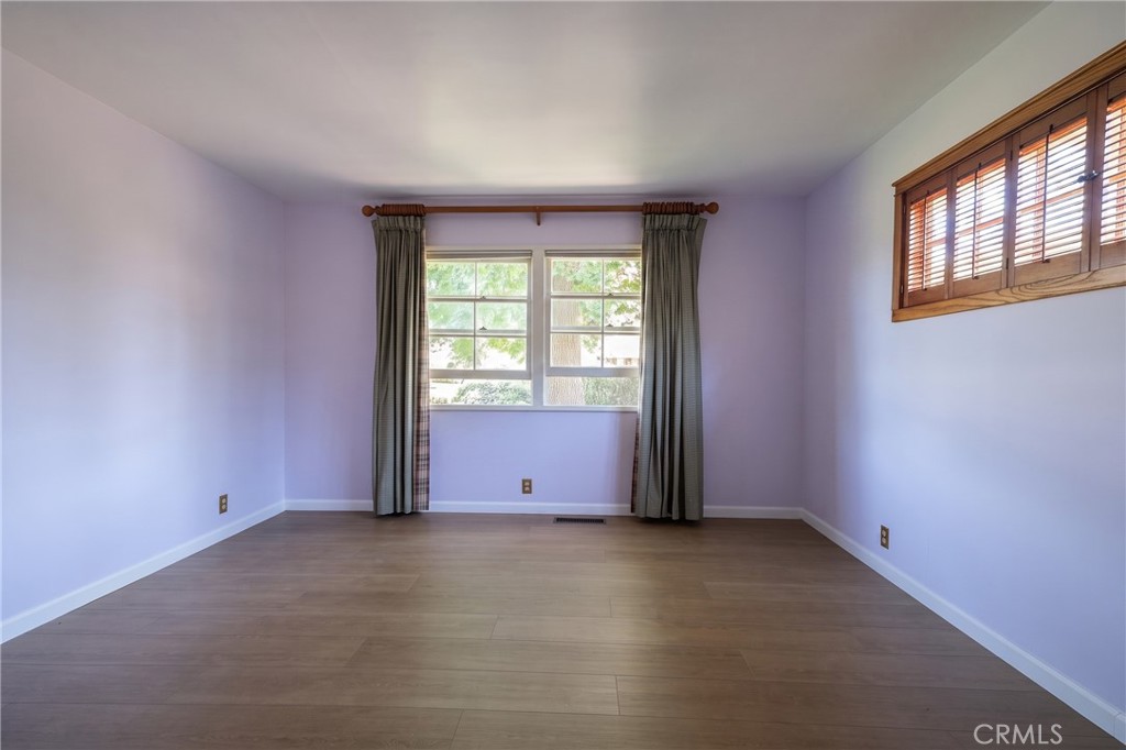 436 Stanford Property Photo 10