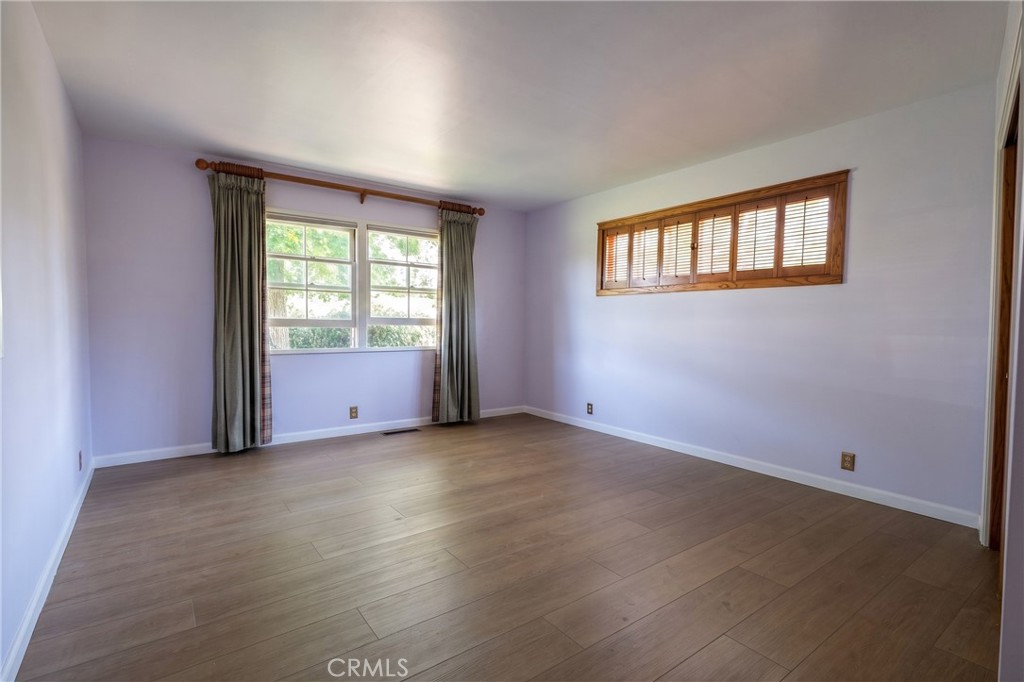 436 Stanford Property Photo 11
