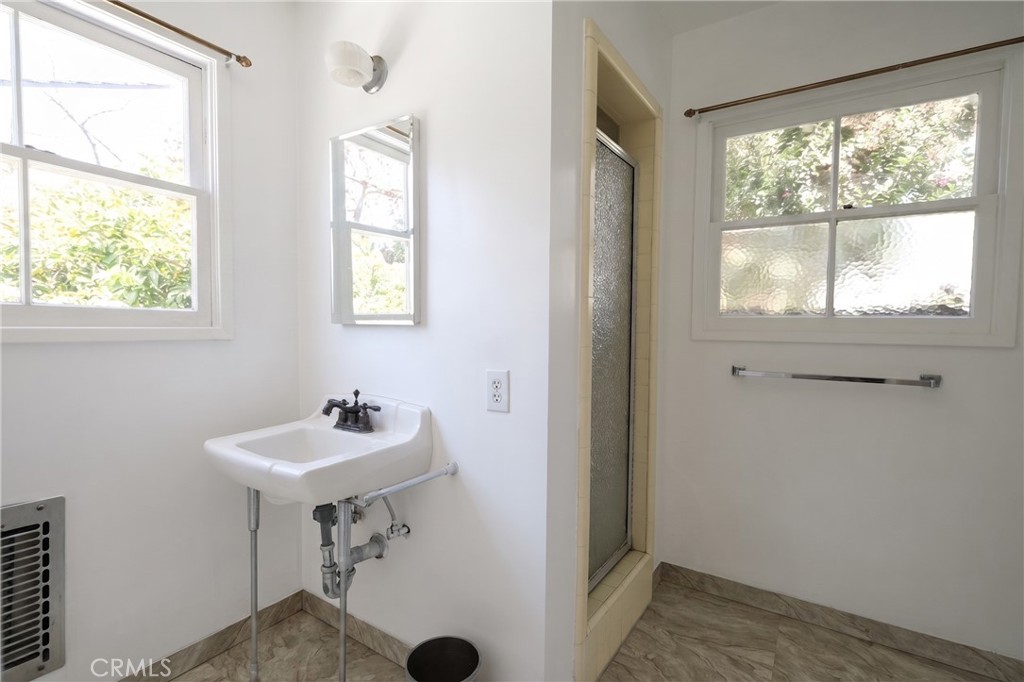 436 Stanford Property Photo 21