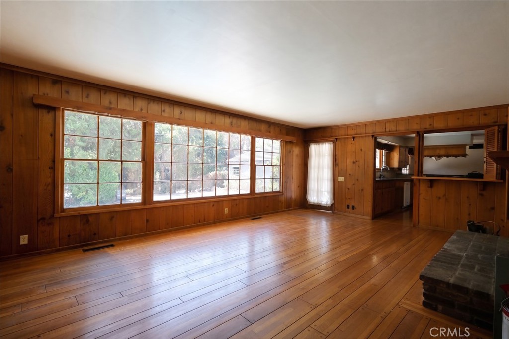 436 Stanford Property Photo 27