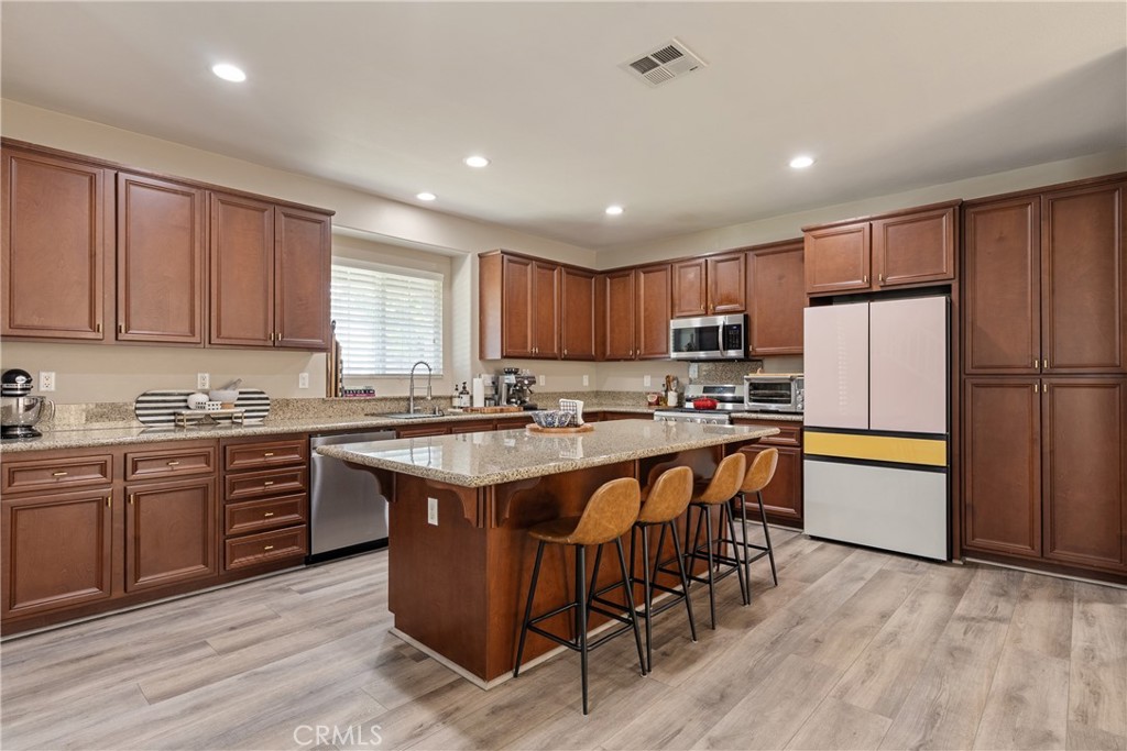14561 Manchester Avenue Property Photo 10