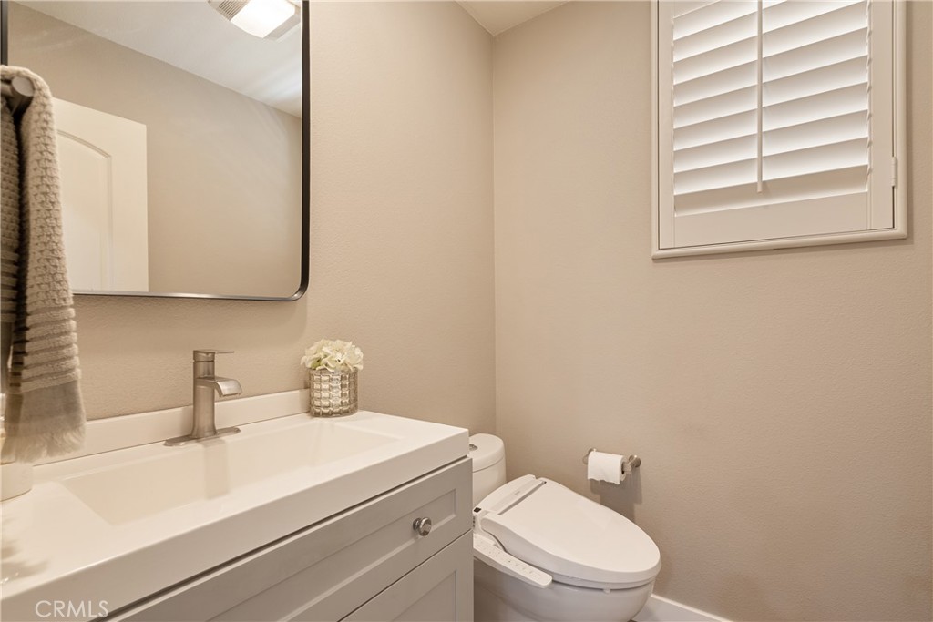 14561 Manchester Avenue Property Photo 19