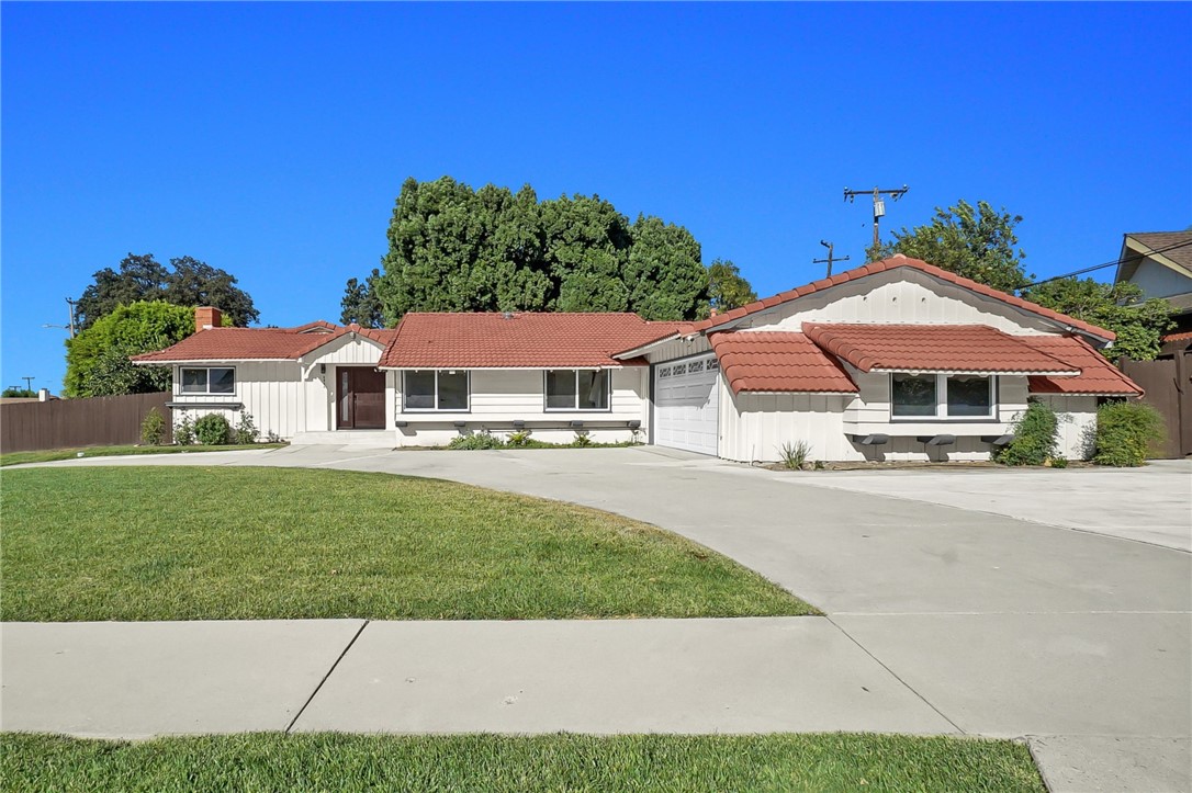 2904 Fragancia Avenue Property Photo