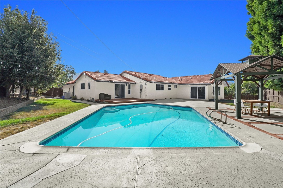 2904 Fragancia Avenue Property Photo 19