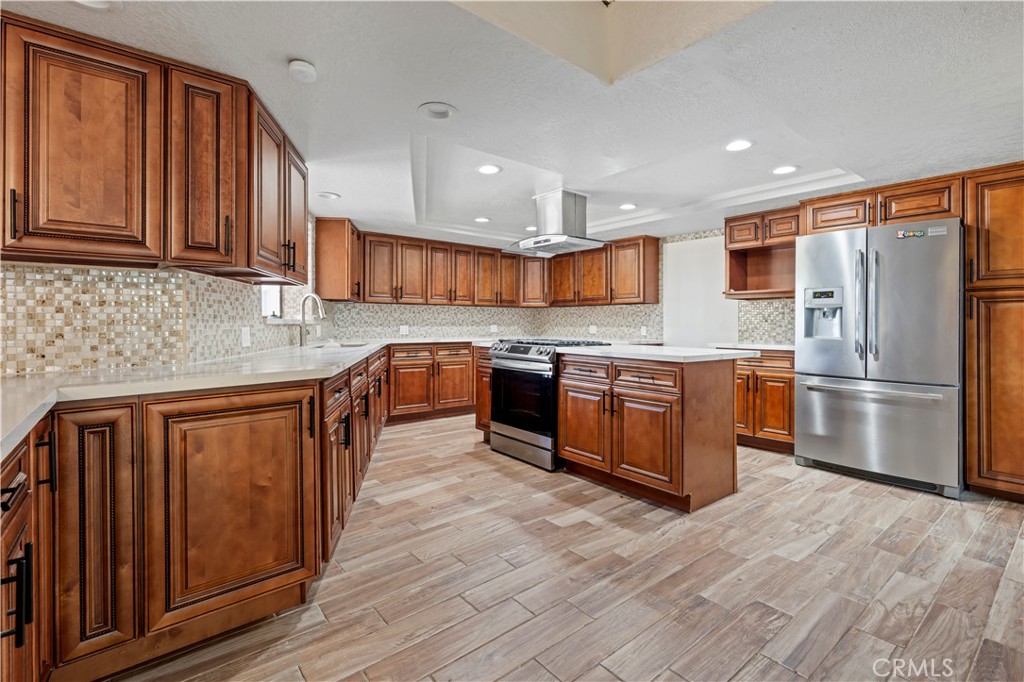 10123 Finch Ave Property Photo 8