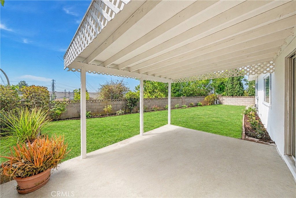 910 Eroica Property Photo 27