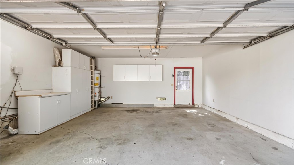 439 S Grand Oaks Ave Property Photo 27