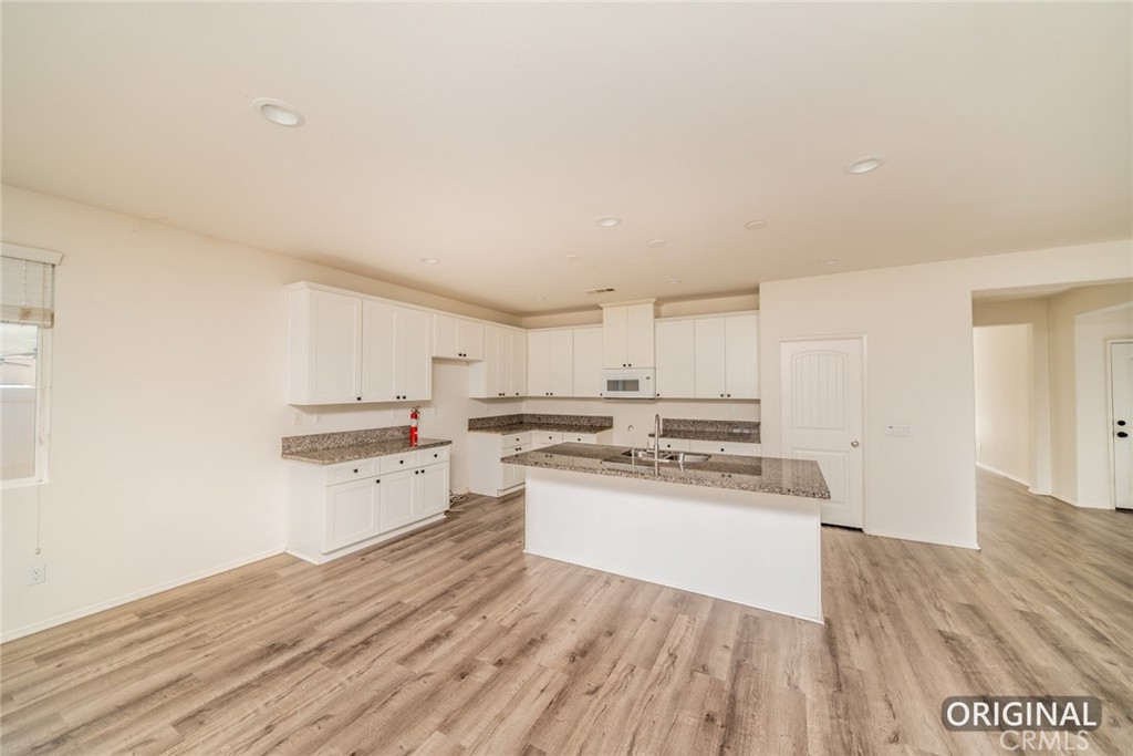 1408 Chardonnay Place Property Photo 5