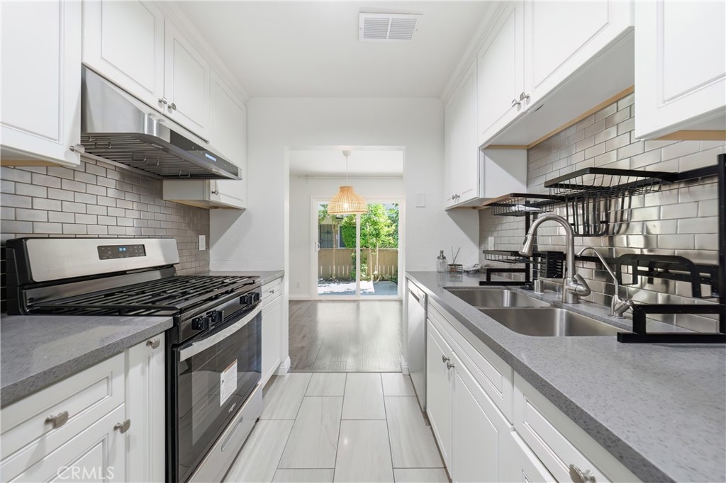 1318 S Diamond Bar Boulevard C Property Photo 4