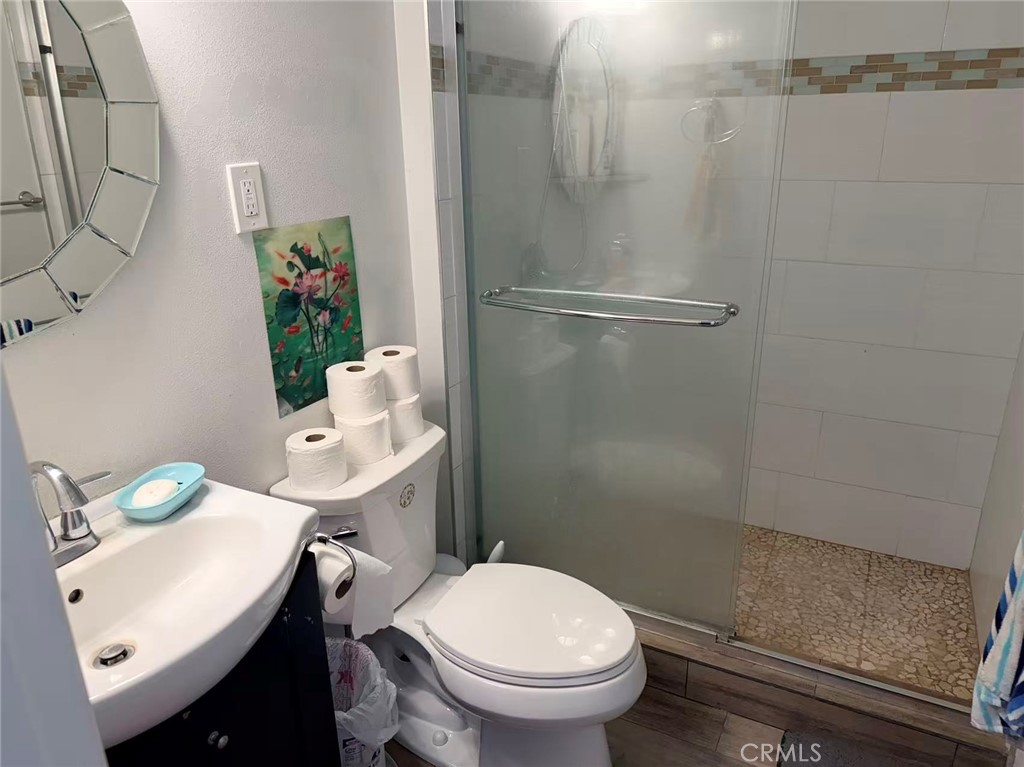 2622 La Presa Property Photo 15